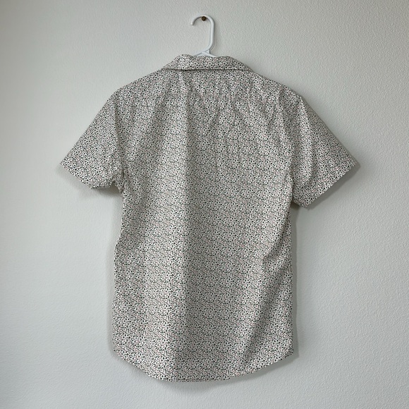 Taylor Stitch Hawthorne Short-Sleeve Shirt, White Floral Print, Size M (38) - Picture 2 of 4
